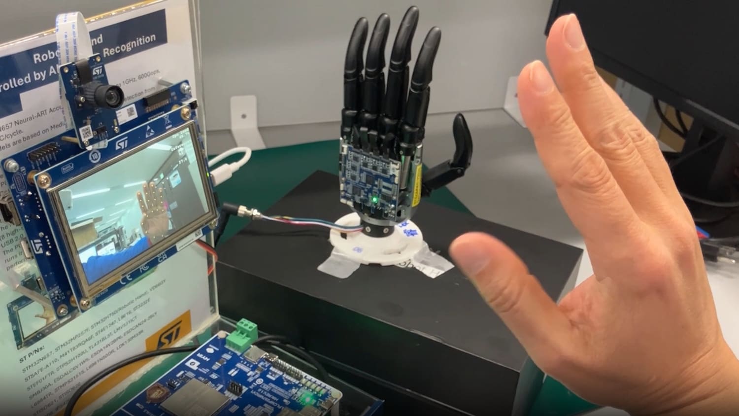 Hand robot demo